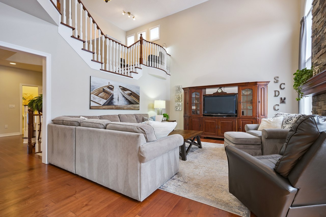 Resort-style yard backing onto lush ravine