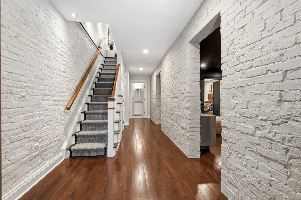 Luxury Dupont Circle Rental Listing
