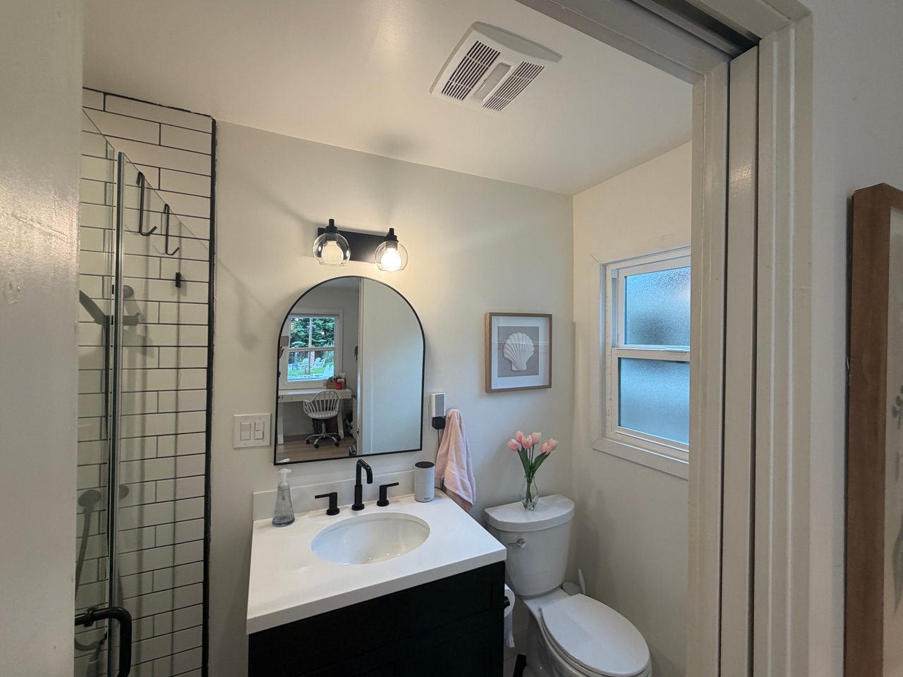 Exclusive Listing - 786 Los Palos Manor