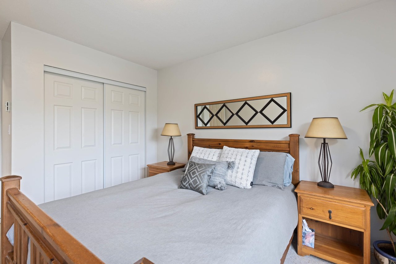 12-7381 Laurel St