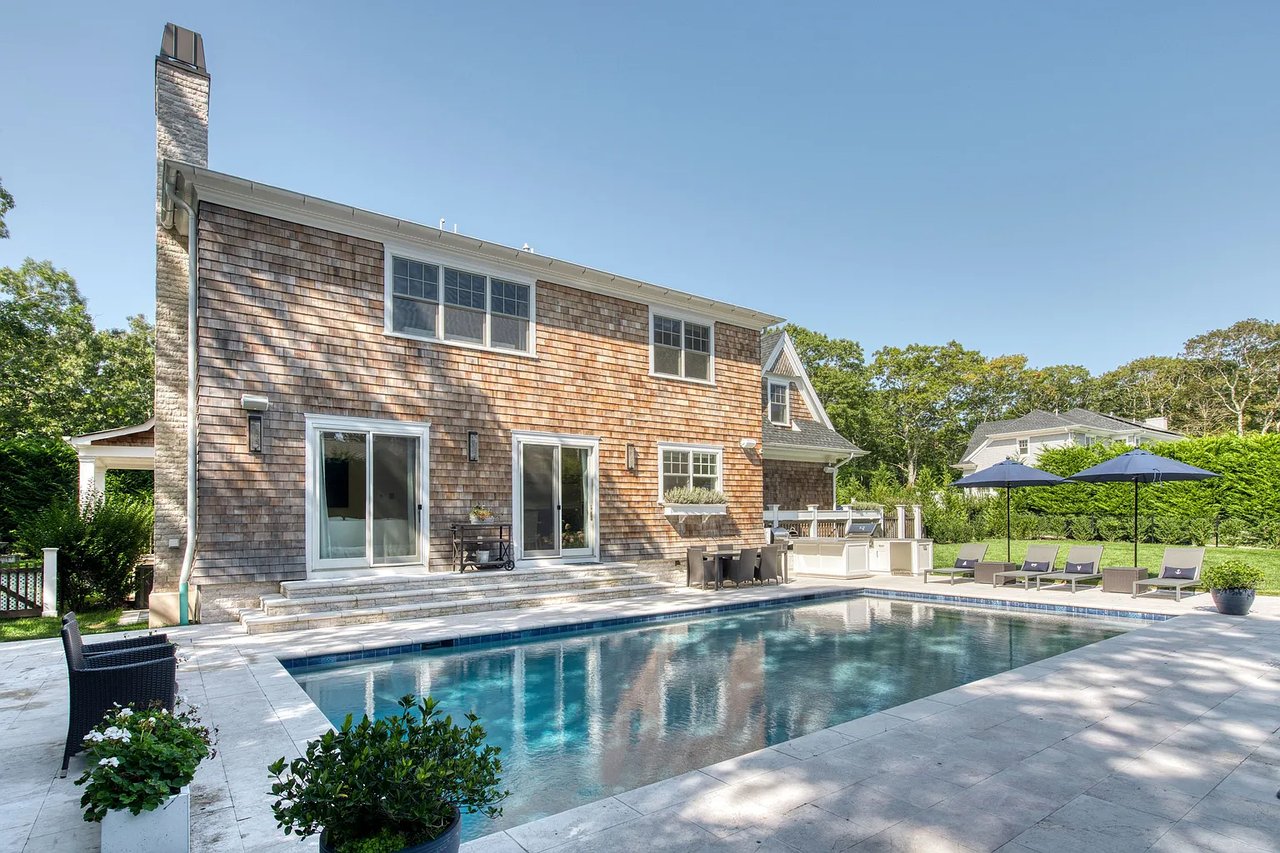 74 Sandy Hollow Rd