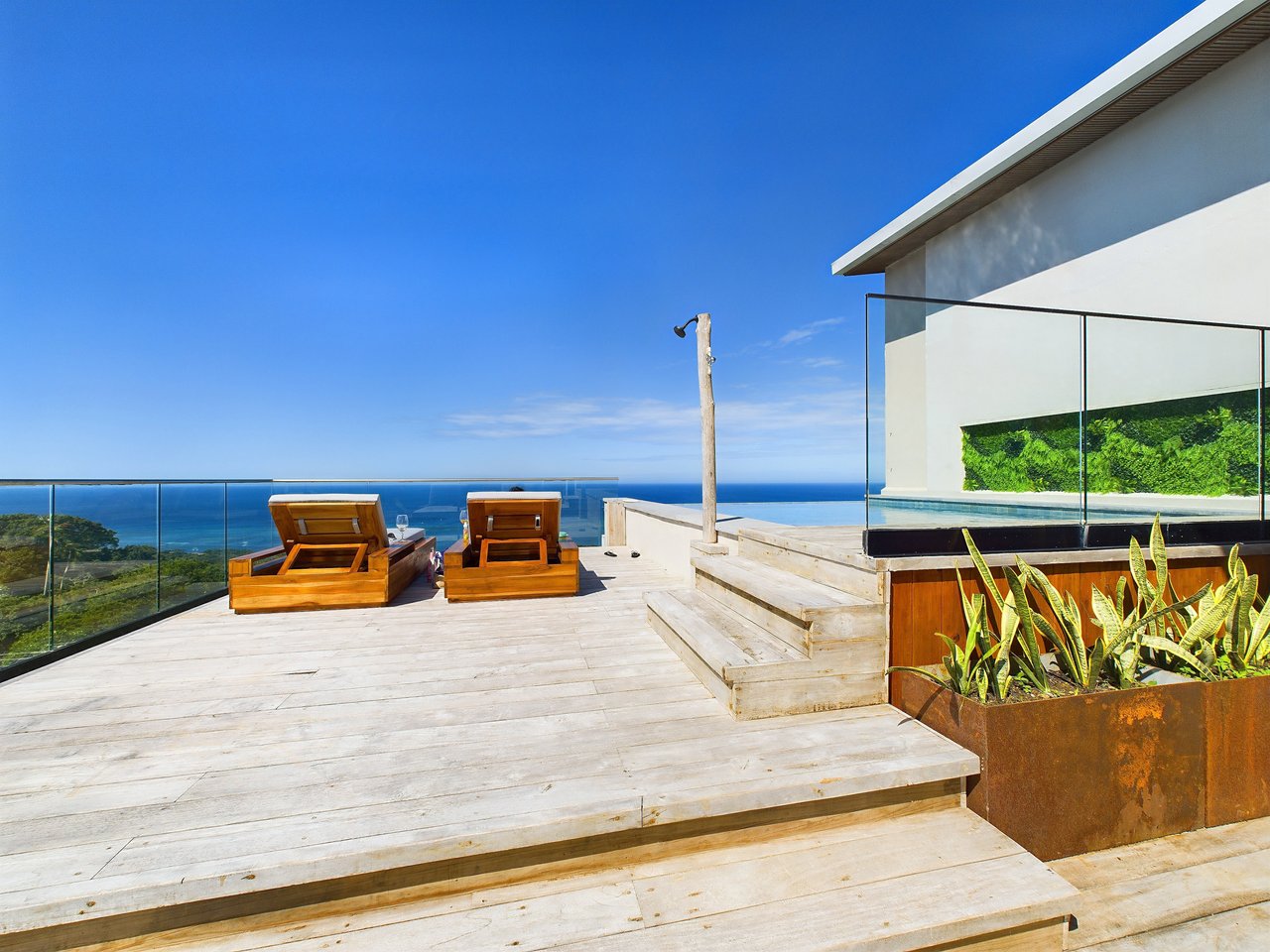 Arihini 502, West Bay