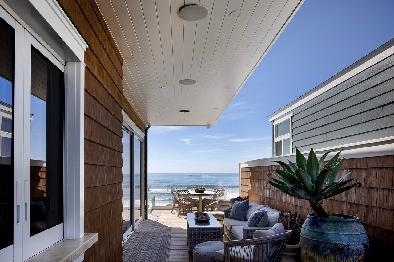 1880 N El Camino Real 23