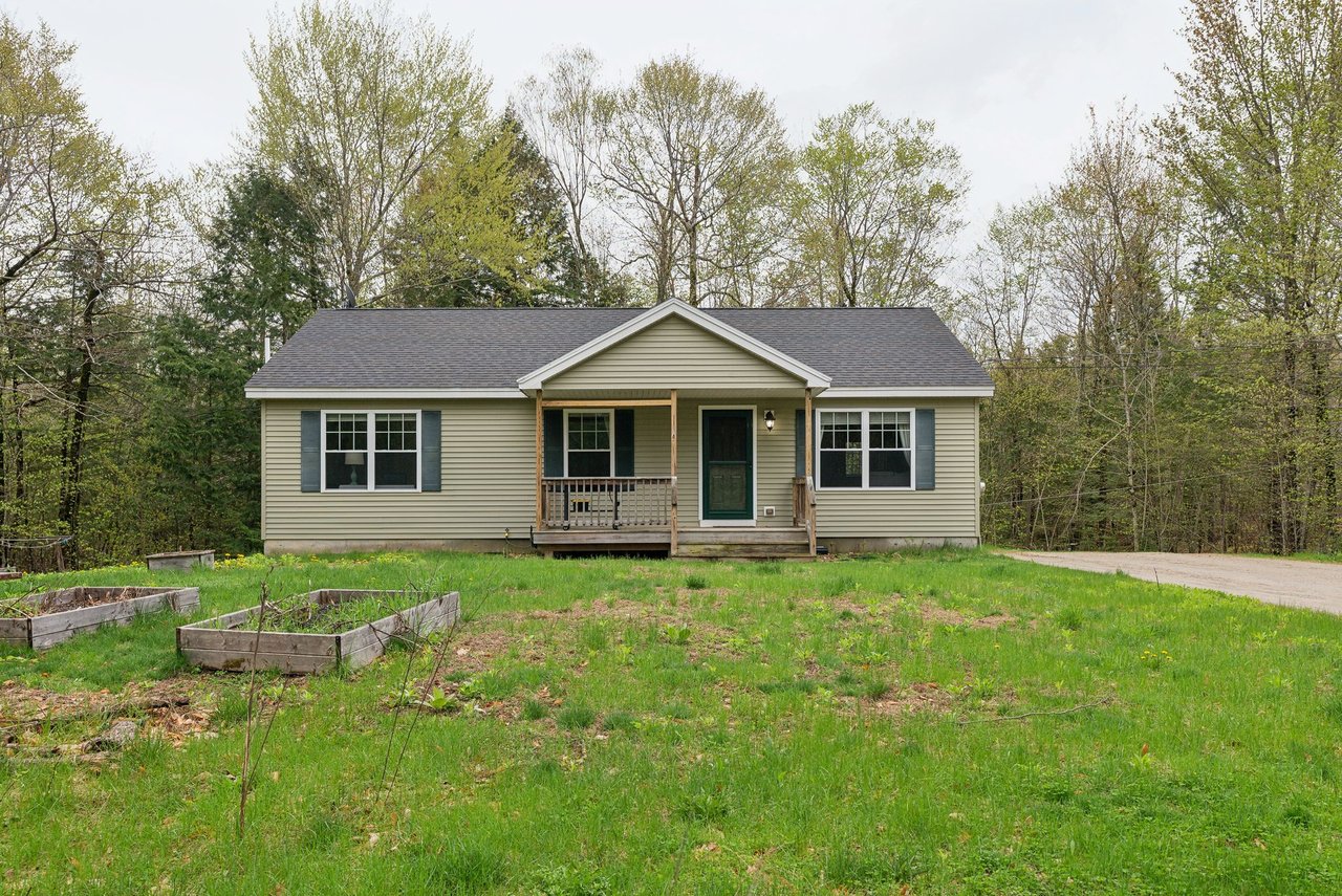 641 Chadbourne Road, Standish