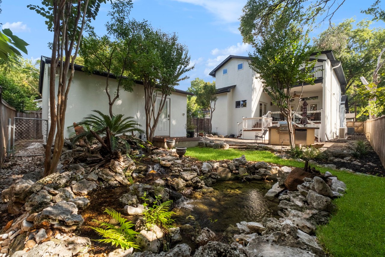 A Slice of Texas Charm in Alamo Heights
