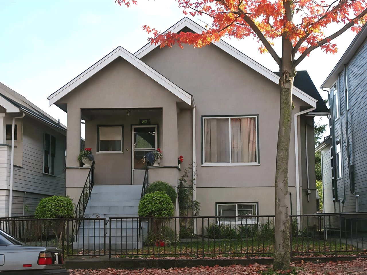 716 Victoria Dr