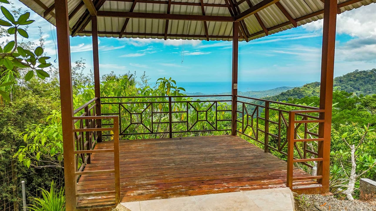 3-Bed Ocean View Home Near Ojochal, Costa Rica | 2.75 Acre Jungle Property