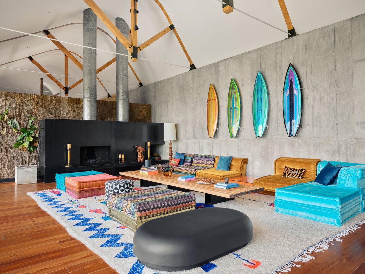 STRATFORD HILLS ARCHITECTURAL LANDMARK