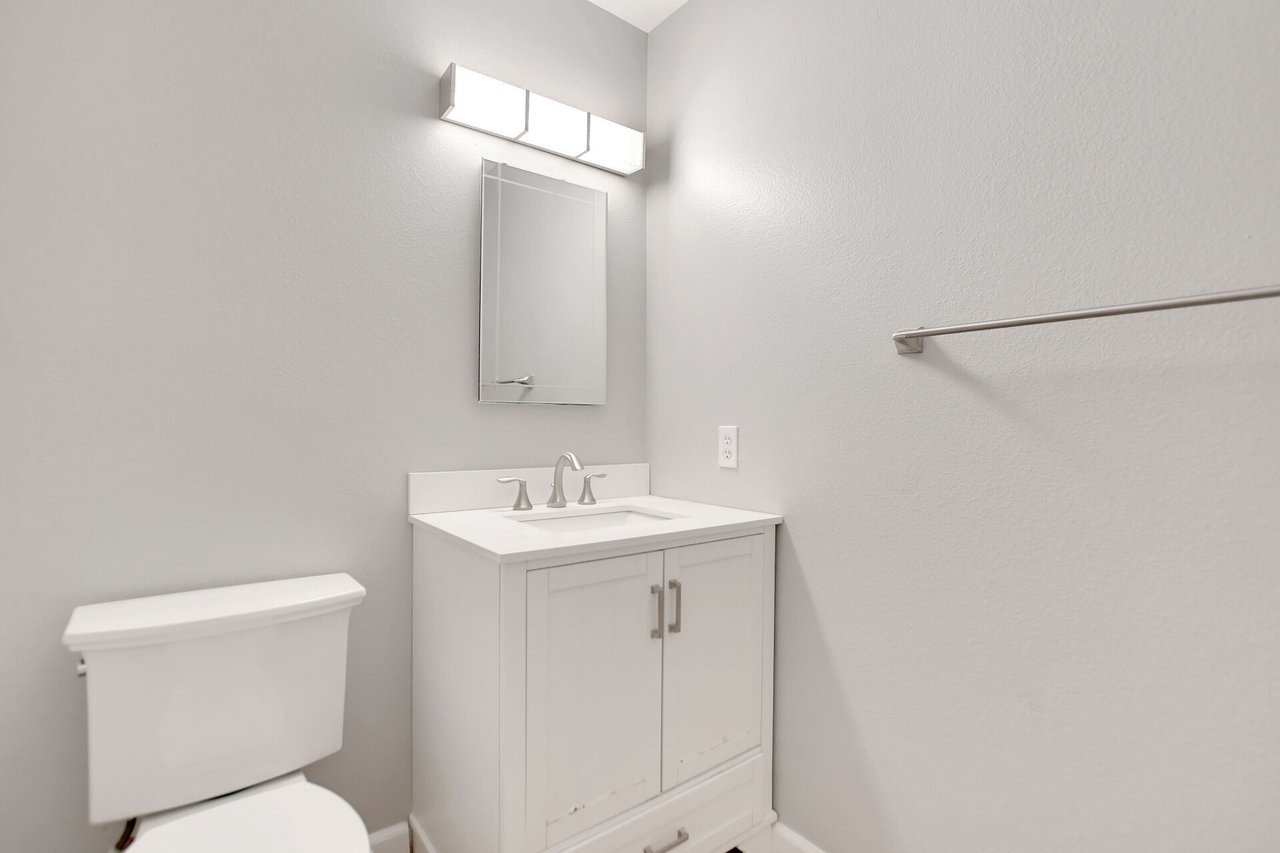 1460 Forest Glen 4
