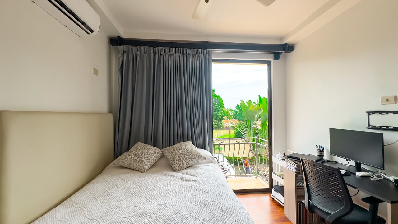 Jaco condo second bedroom