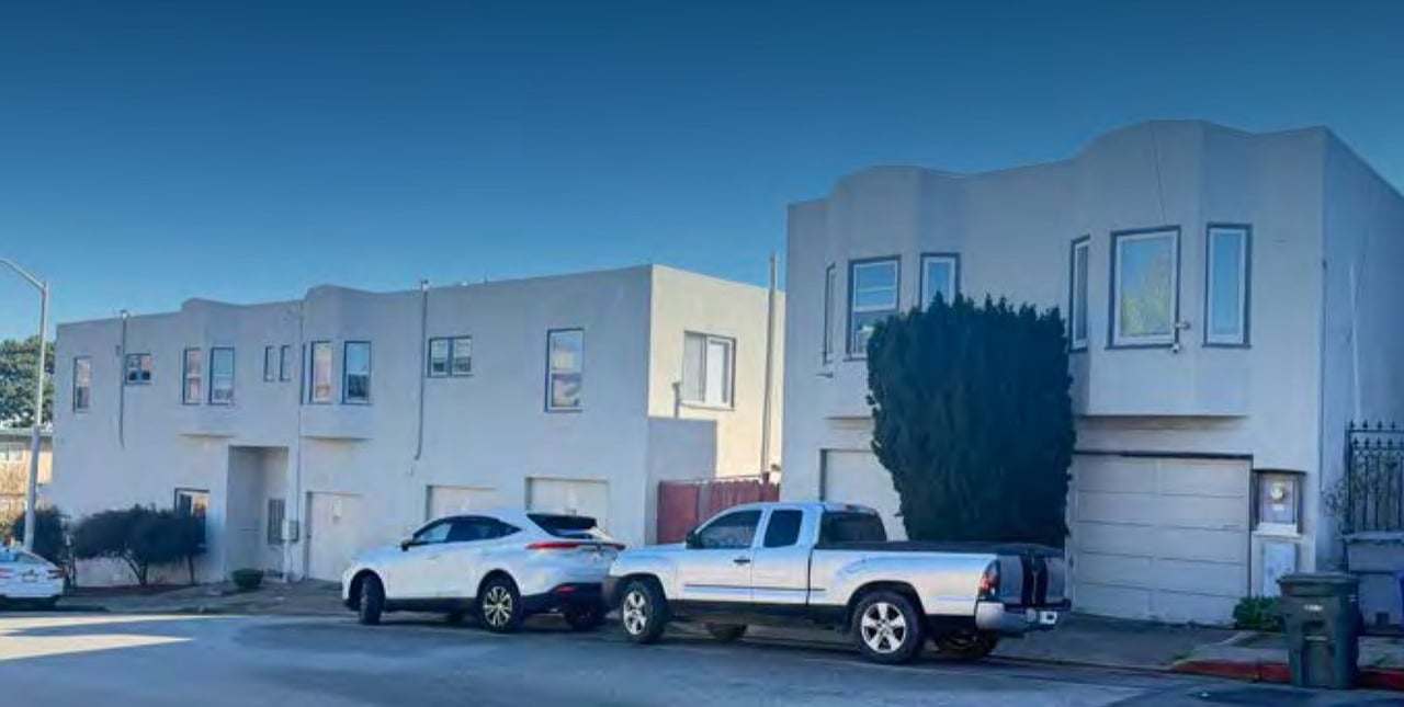 105 Chadbourne Avenue apartment building at the corner of Broadway, Millbrae
