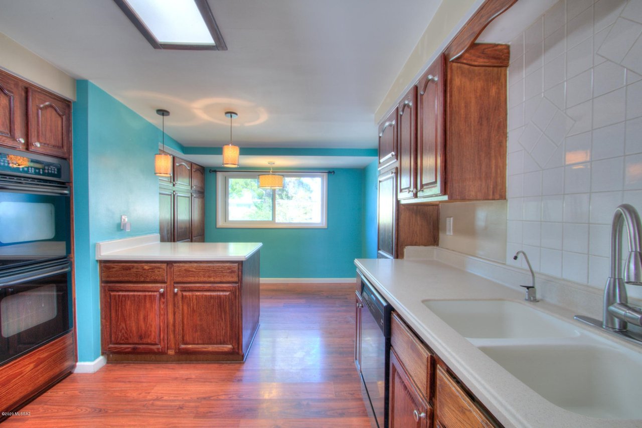 3159 W Calle Cereza