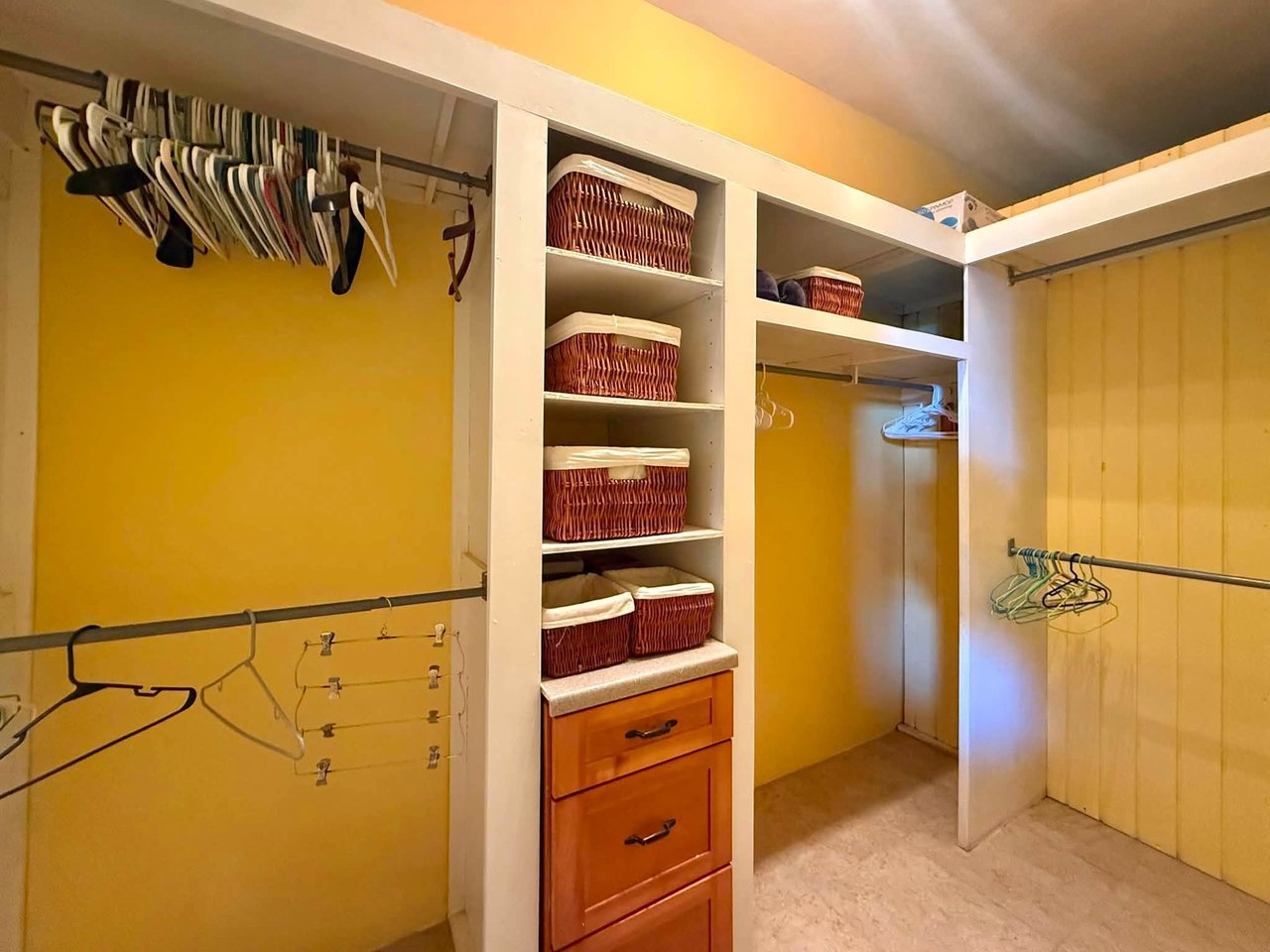 1146 Hawk's Nest 2 Bedroom Apartment 