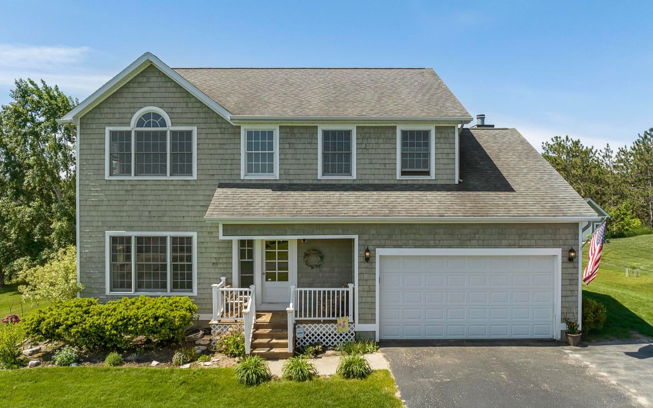 Four Reasons You Should Have an Open House