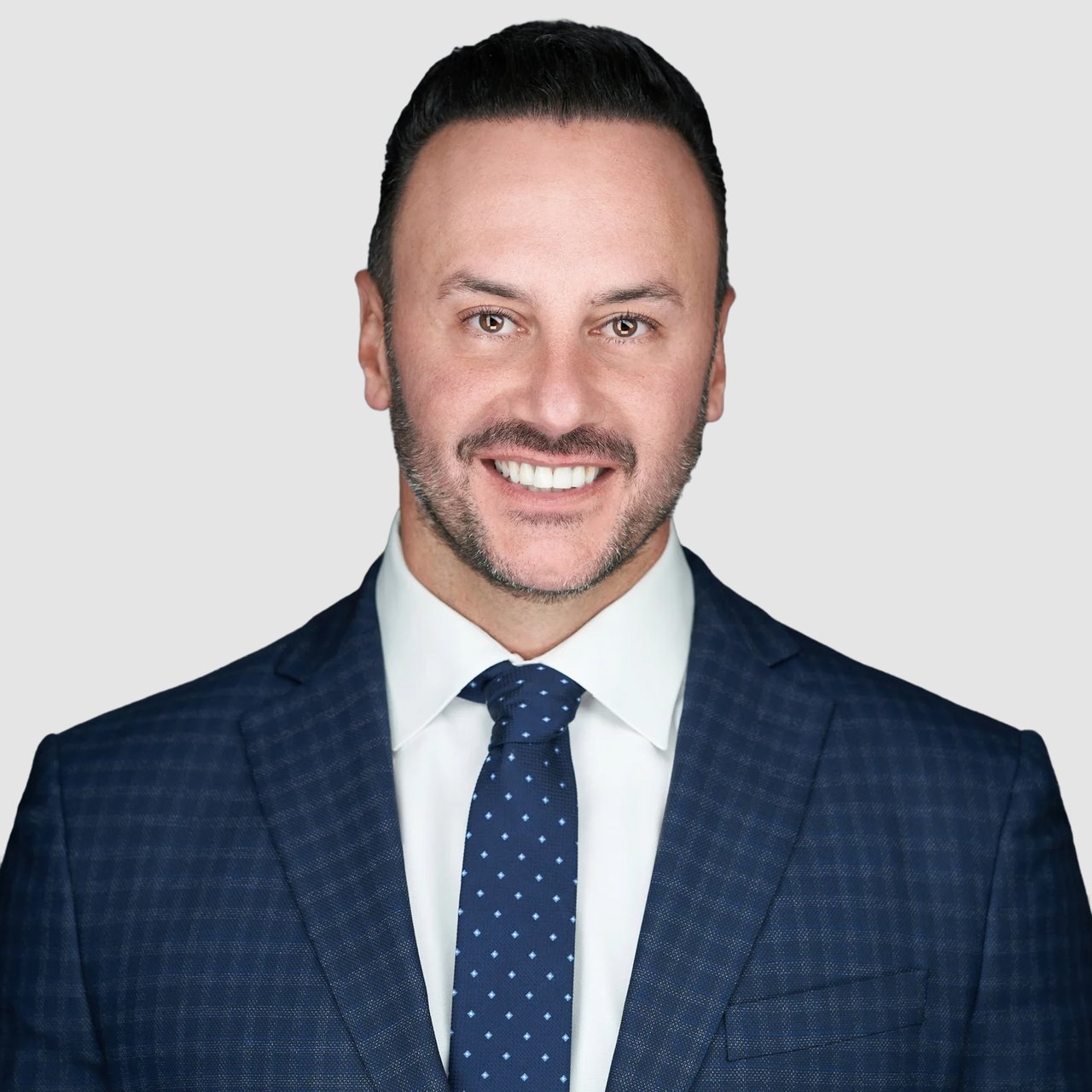 Tony Nabhan Fort Lee, NJ Real Estate Agent Headshot