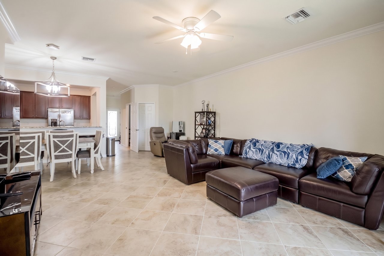 2744 Blossom Way
