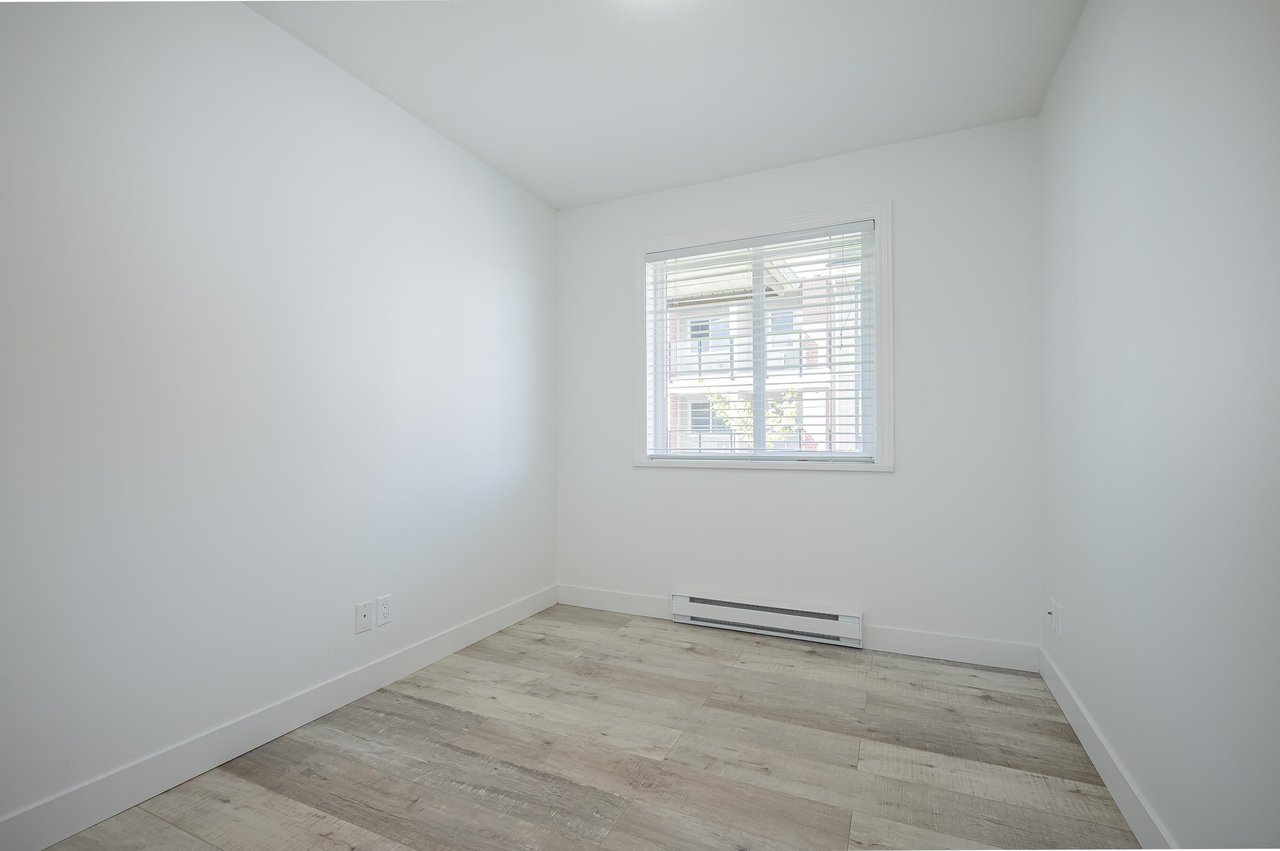 304-19774 56 Ave