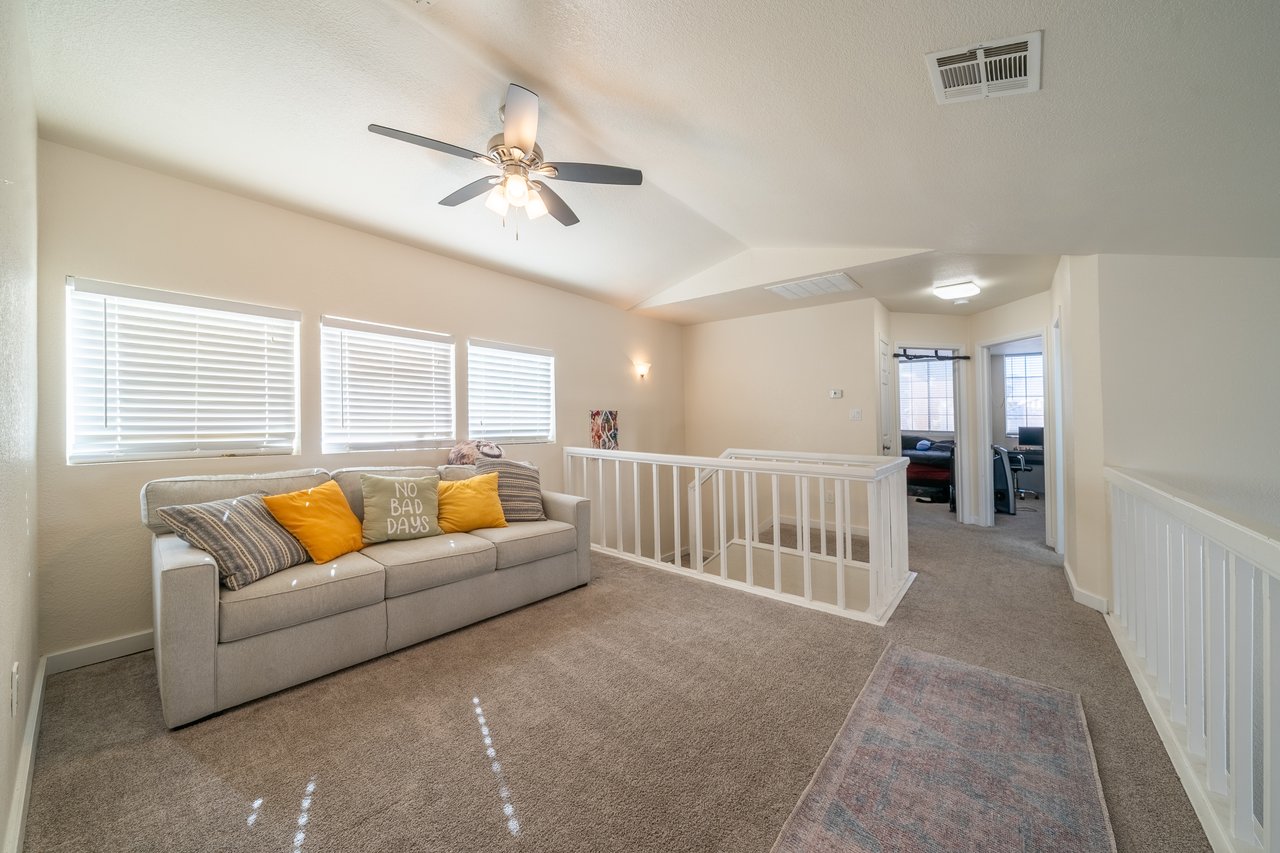 5620 Desert Creek Way