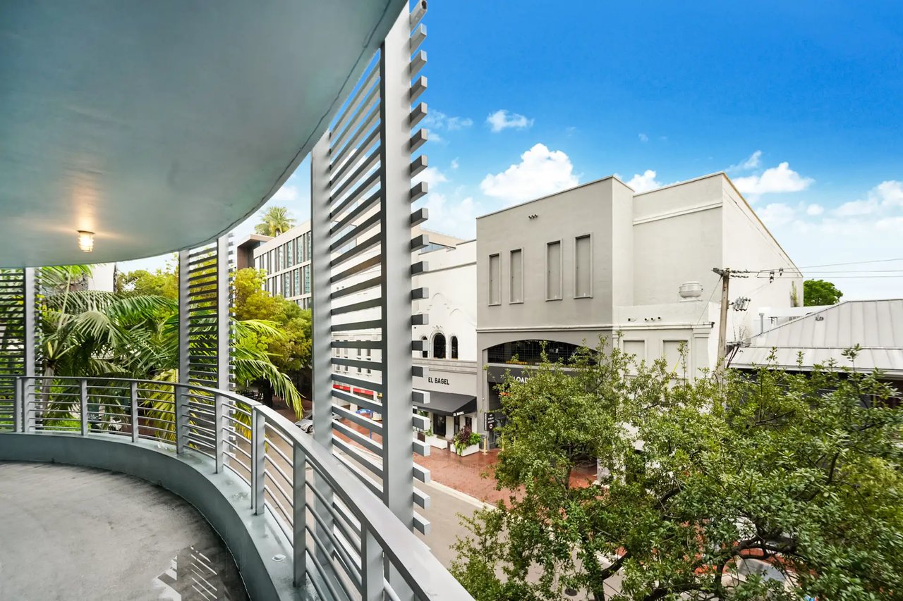 3339 Virginia Street # 301