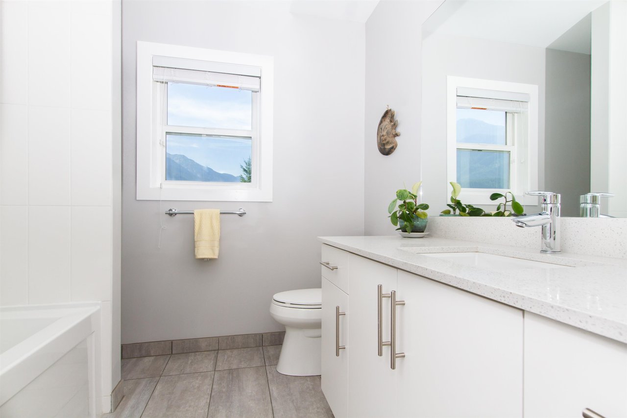 41150 Rockridge Pl