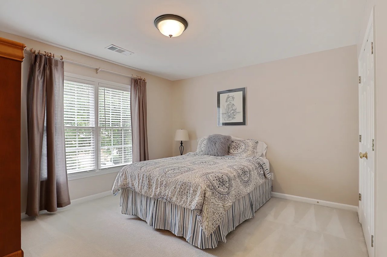 185 Smithdun Ln