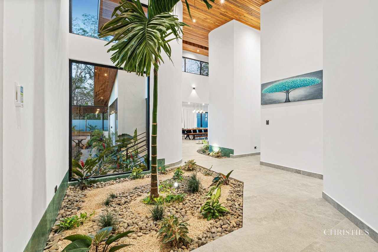 Villa Wahoo a Stunning Beachside Retreat 