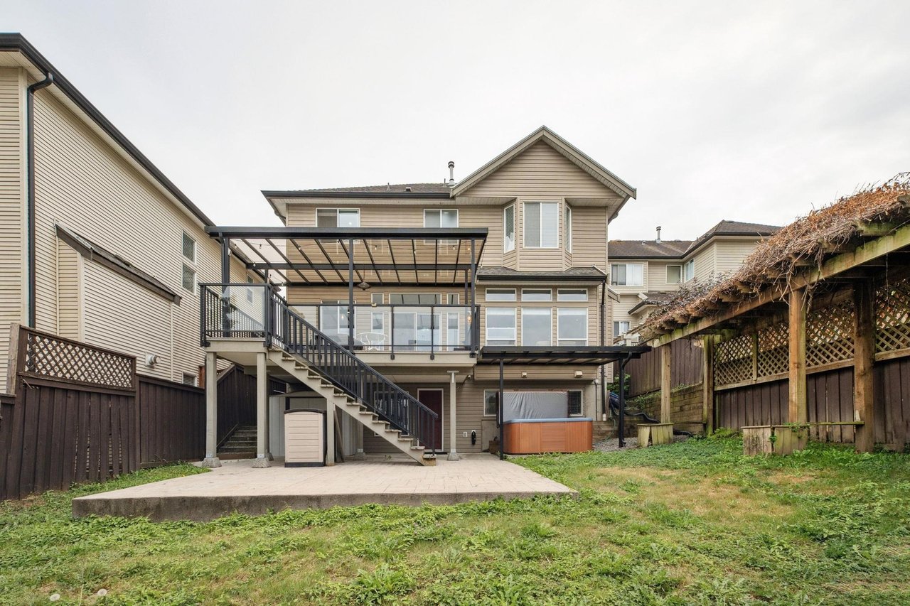 15015 62 Ave