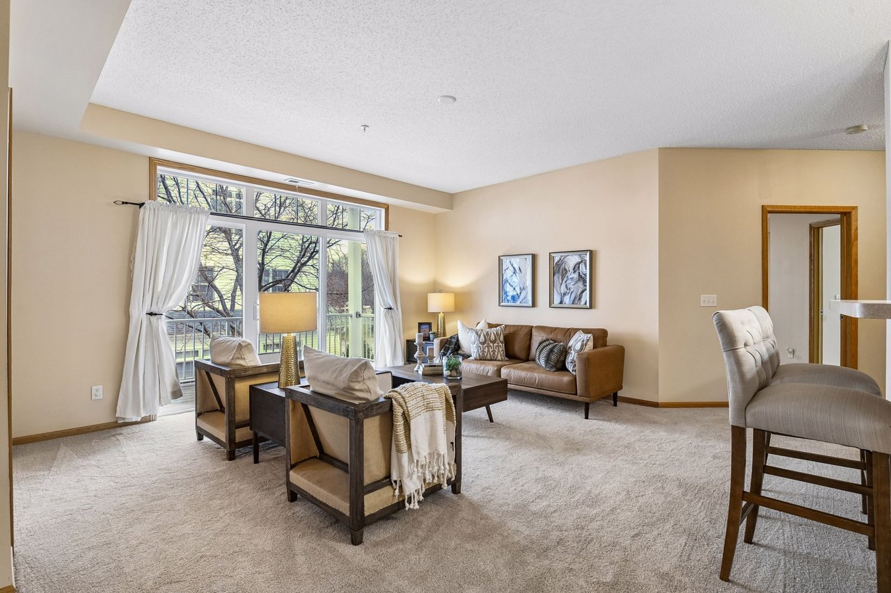 2150 Old School Rd #252, Mound