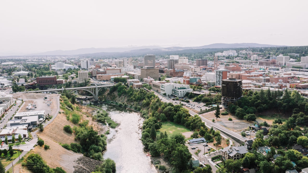 HOA 101: What to Know Before Buying in a Bend Planned Community