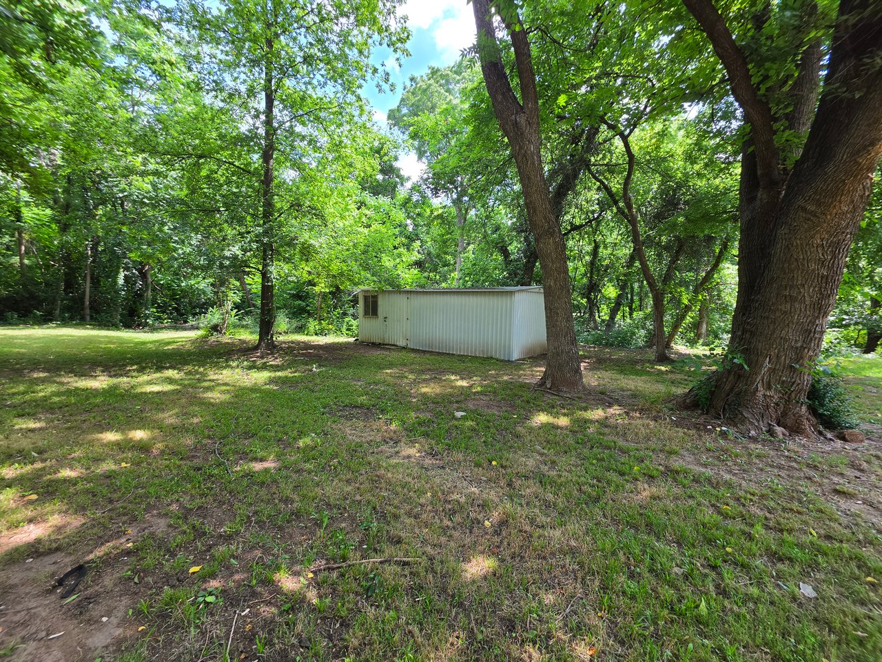 302 East Anna Street
