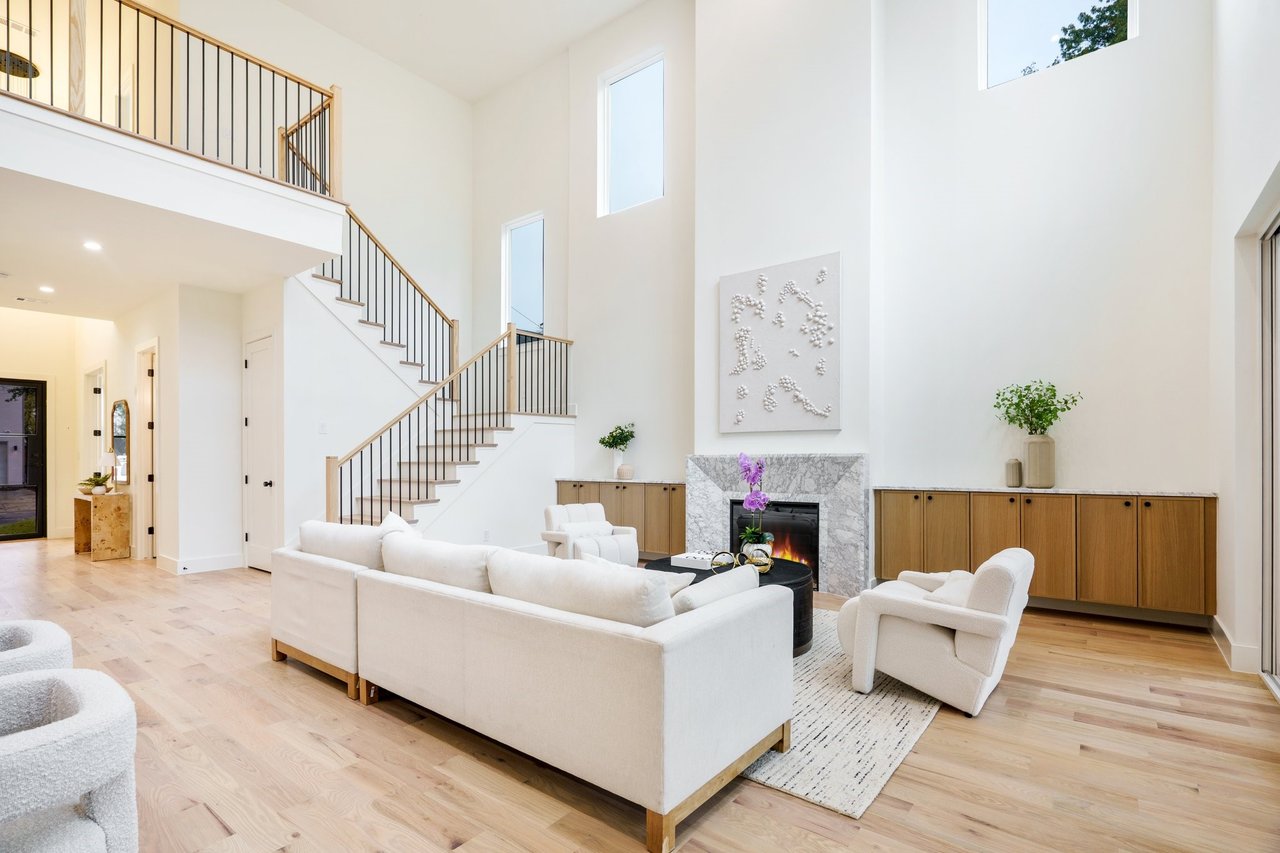 Capitol #1 - East Dallas