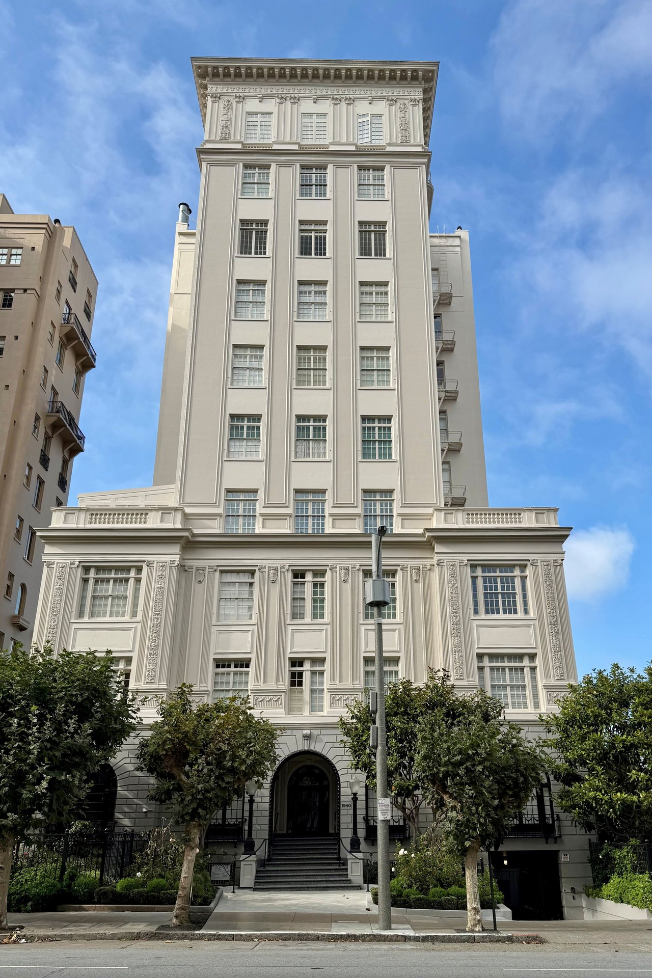 Magnificent Apartment at The Heights