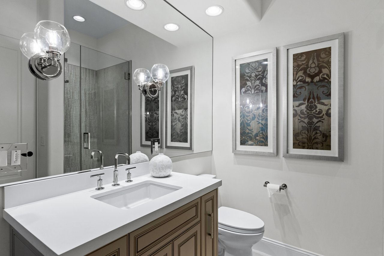 8832 E WETHERSFIELD Road