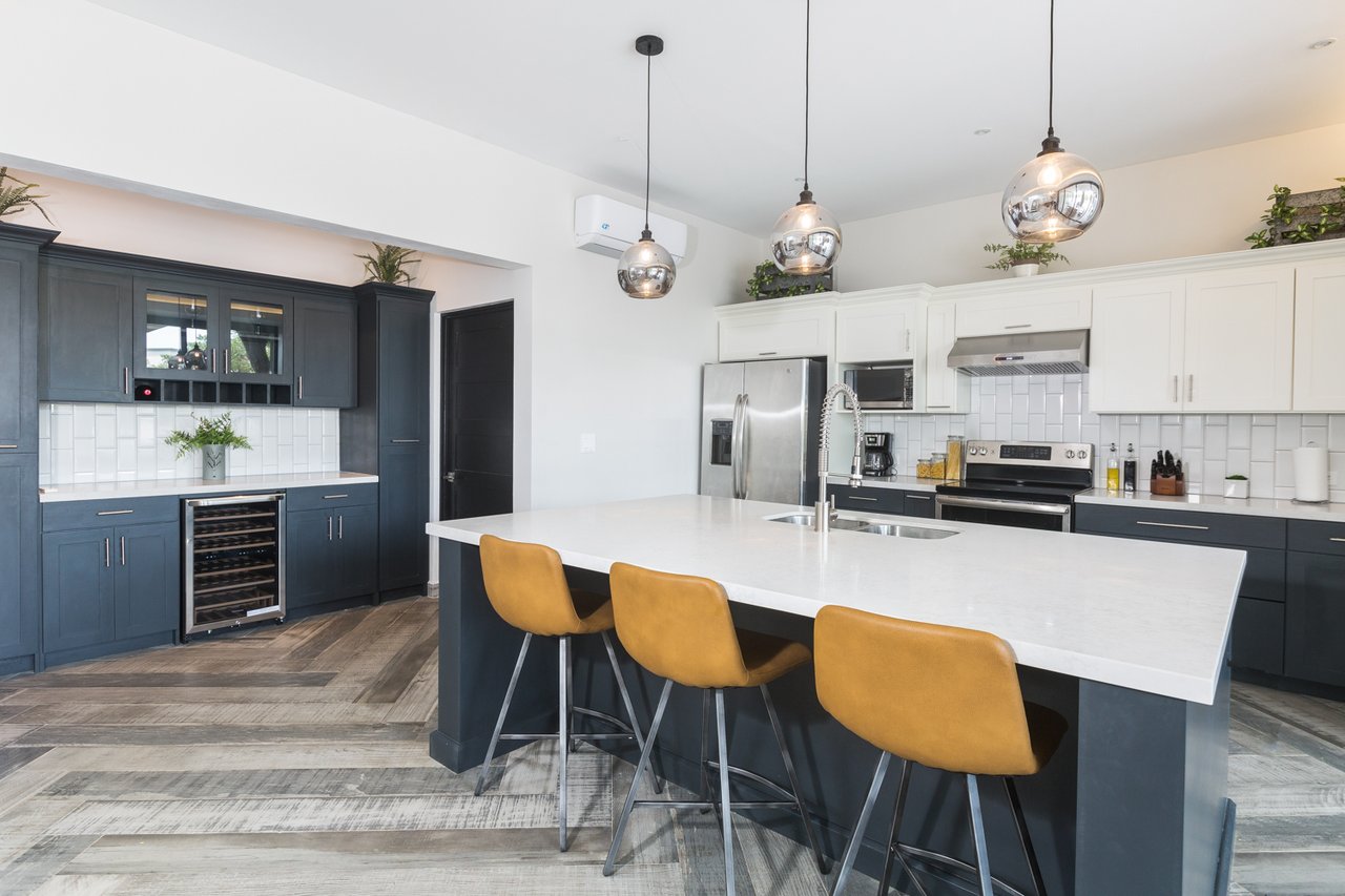 Casa Giving Tree | Modern 5-Bed Luxury Home with Beach Access in Tamarindo, Costa Rica