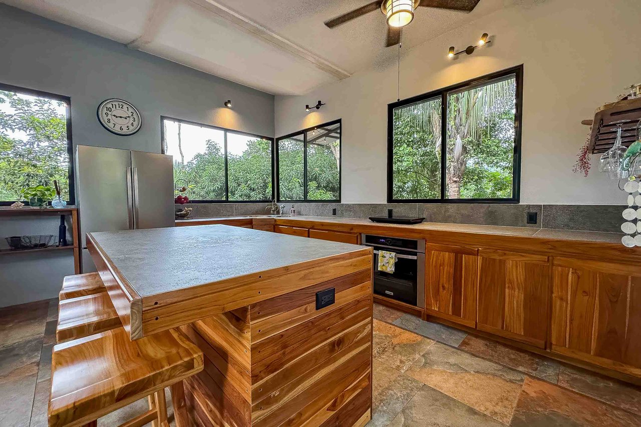 Mountaintop House Mountain View Home Gated Community