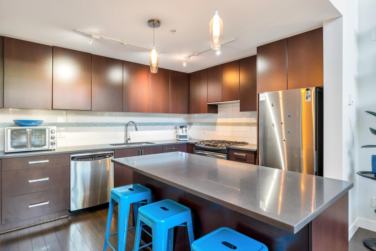 12-15850 26 Ave