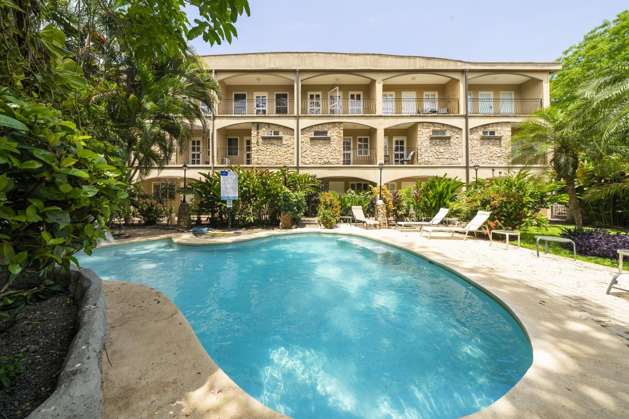 Villa Verde I #14 | Renovated 3-Bedroom Luxury Condo in the Heart of Tamarindo