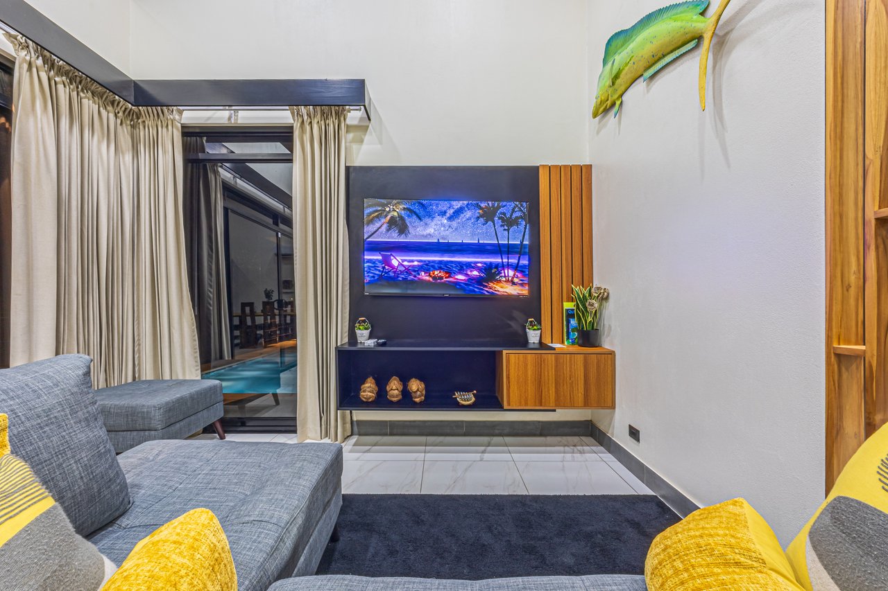 Casa Palma – Brand New Luxury 4BR/4.5BA Home with Stunning Sunset Views in Quepos
