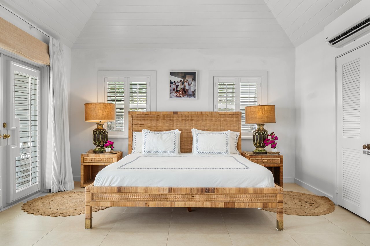 Sea Siren, An Oceanfront Retreat in Harbour Island