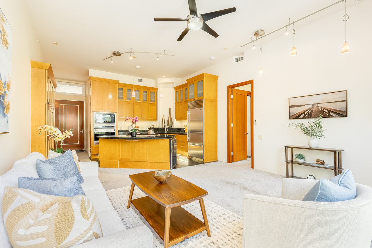 427 Launiu Street Unit #405