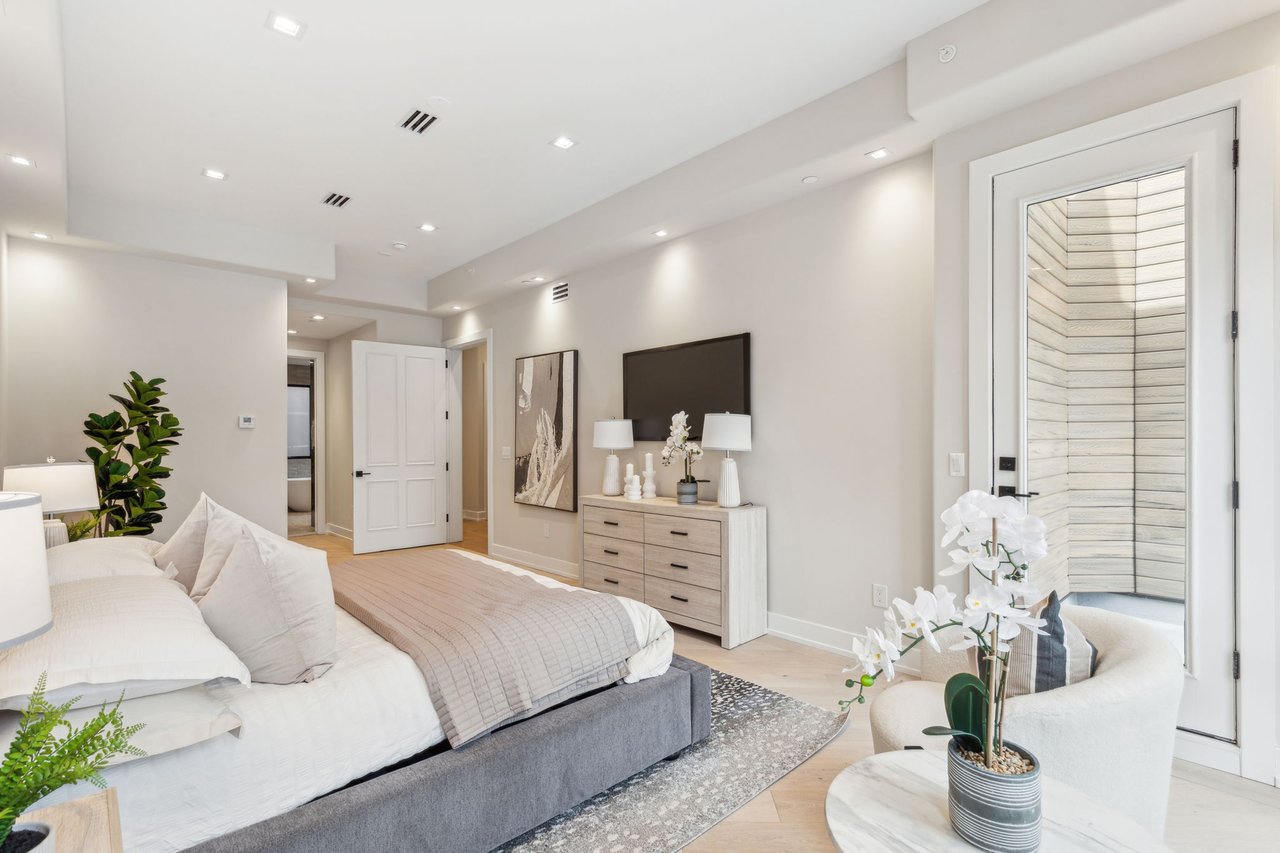 344 S Hicks St, Philadelphia, PA 19102	