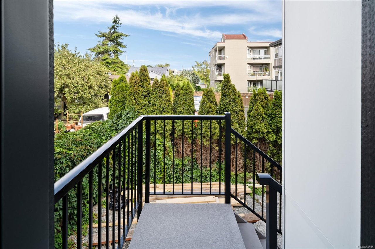 2706 Graham St, Victoria