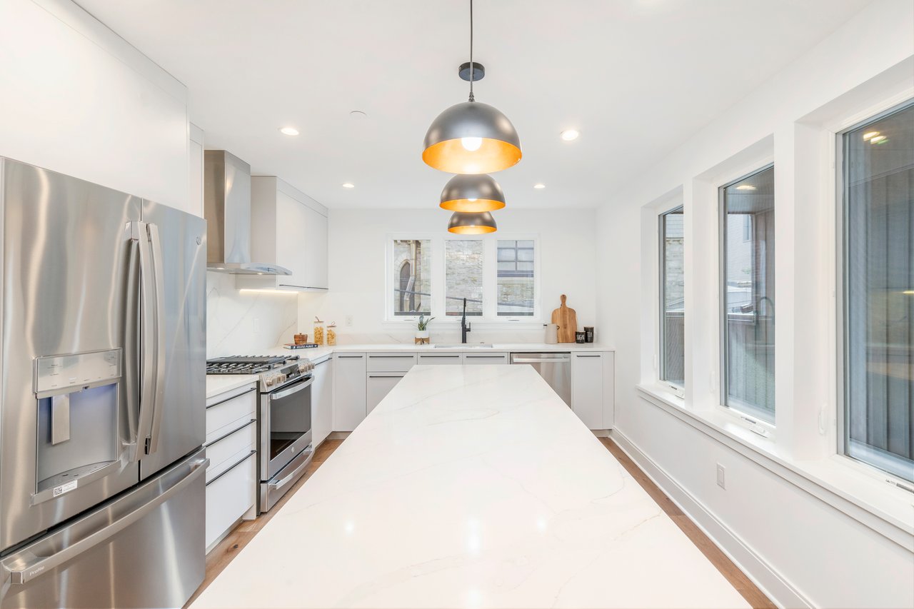 310 Reed St, Philadelphia, PA 19147