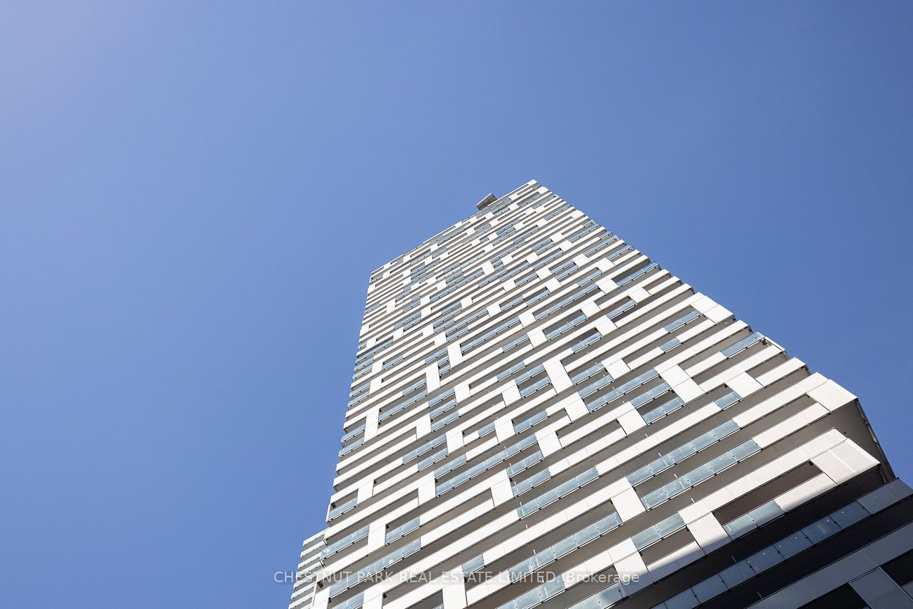 PRESTIGEOUS PENTHOUSE AT 20 LOMBARD