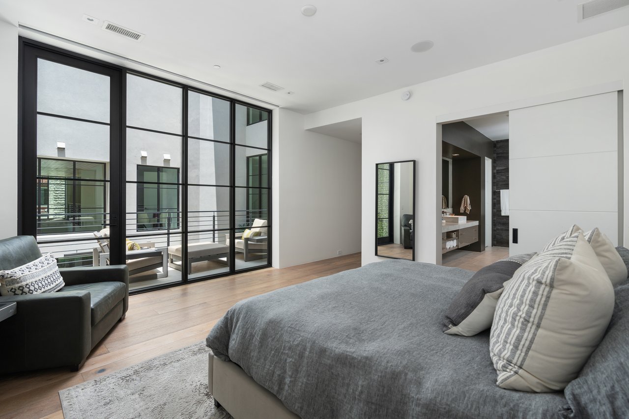 Luxury modern townhomes in Old Town Scottsdale, Arizona