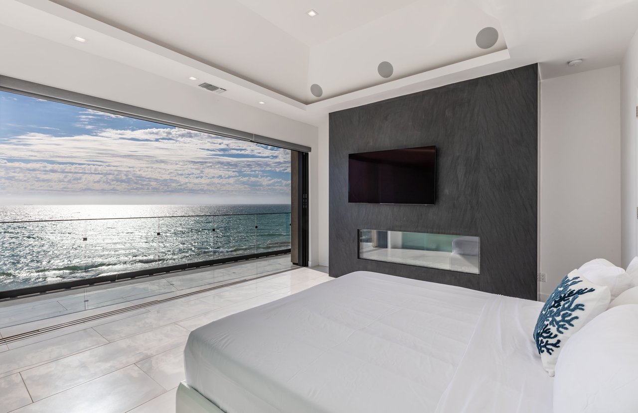 11350 Pacific Coast Hwy