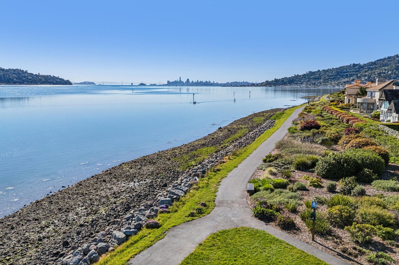 17 Heron Drive | Strawberry