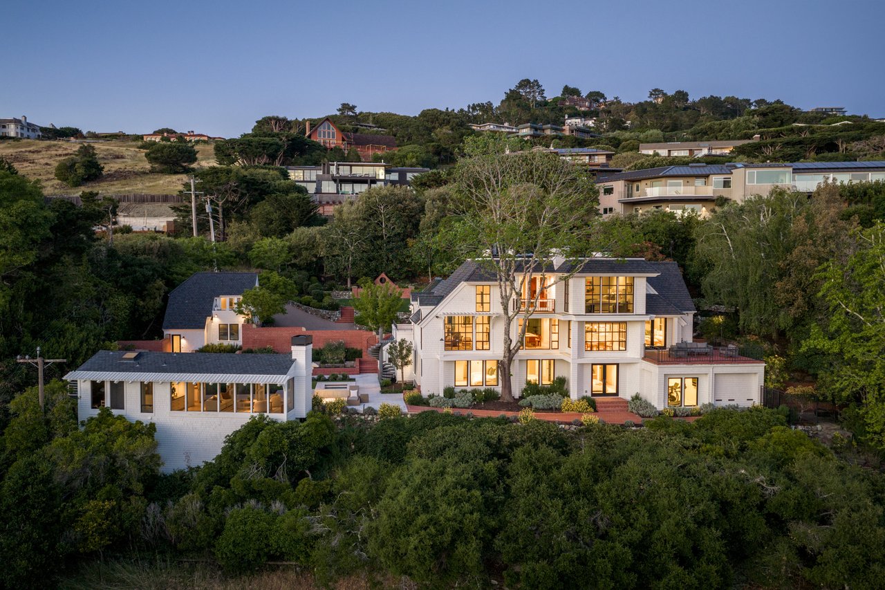 The Extraordinary Round Hill Estate