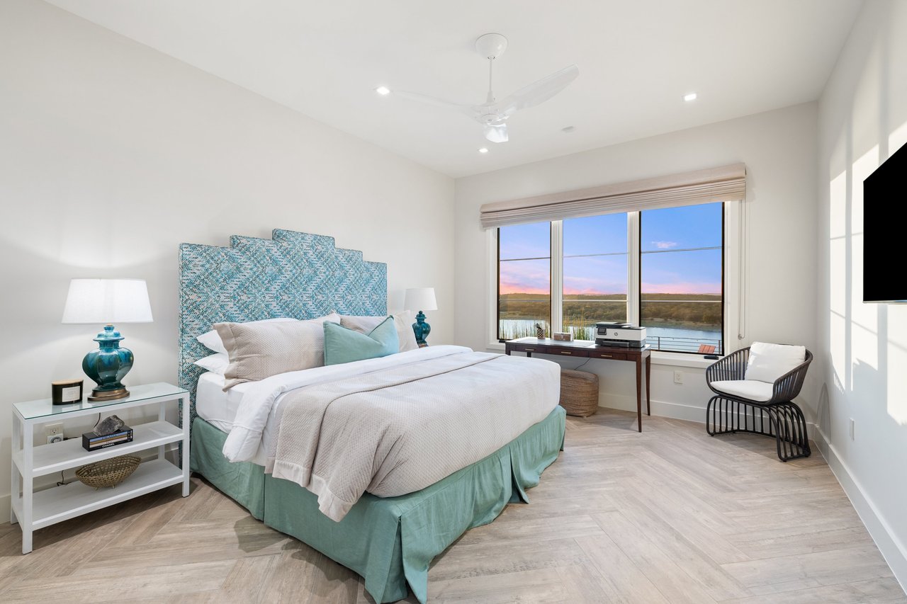 Lake Travis Waterfront