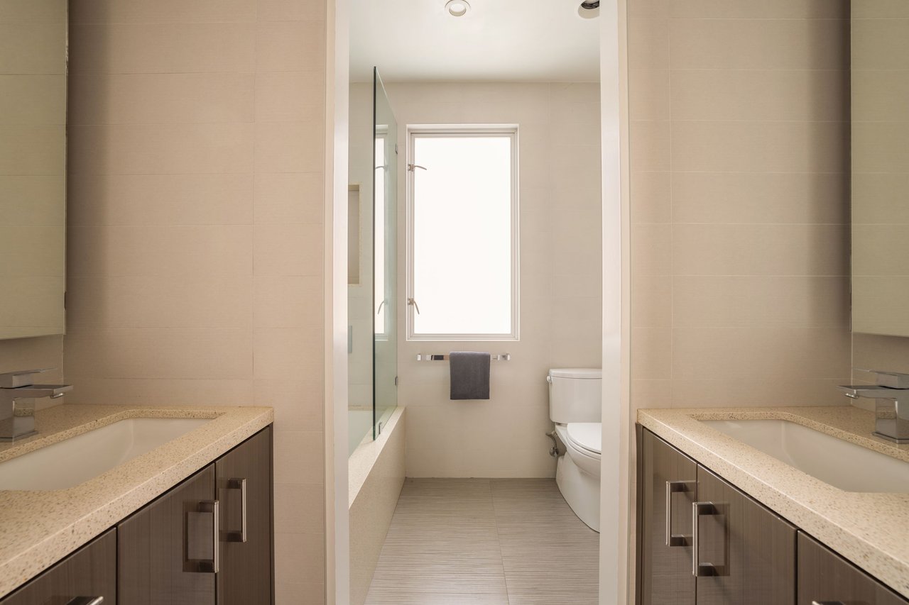 2413 Wilson Ave, Venice 